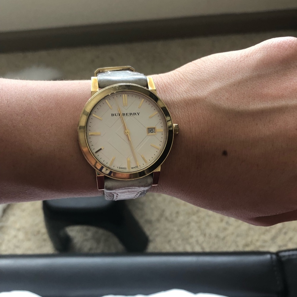 Burberry gold with belt women’s watch